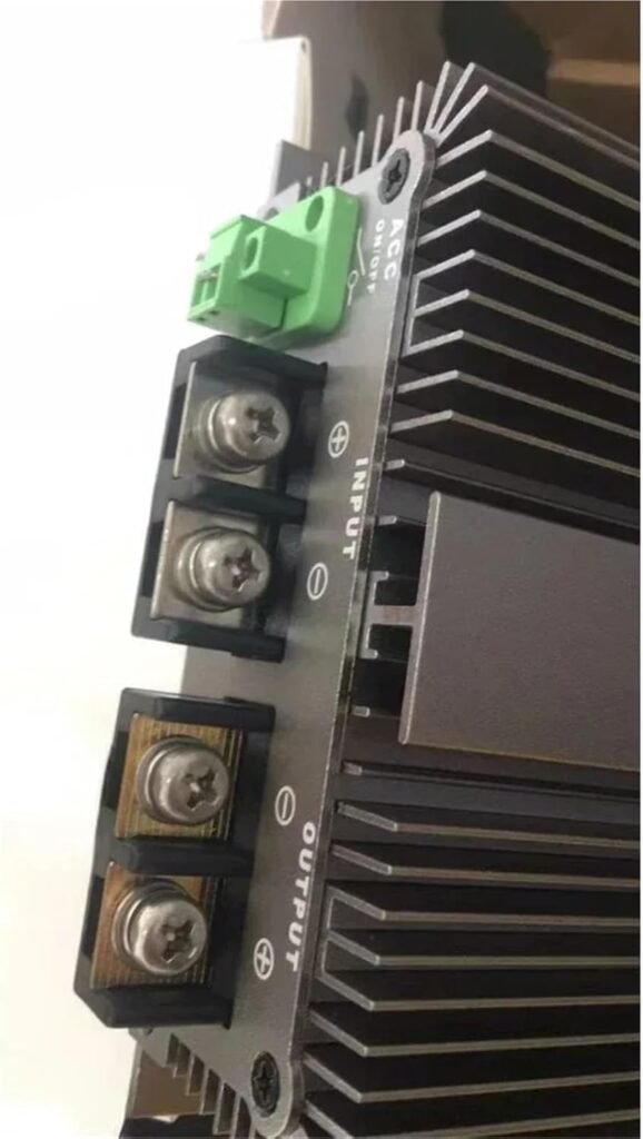 1 Pcs Battery Charger DC DC 12V to 24V Step Up Converter 3A-100A For 28V Lead Acid Battery and 29.2V LiFePO4 Auxiliary Battery(12VTO 28V 40ACharger)